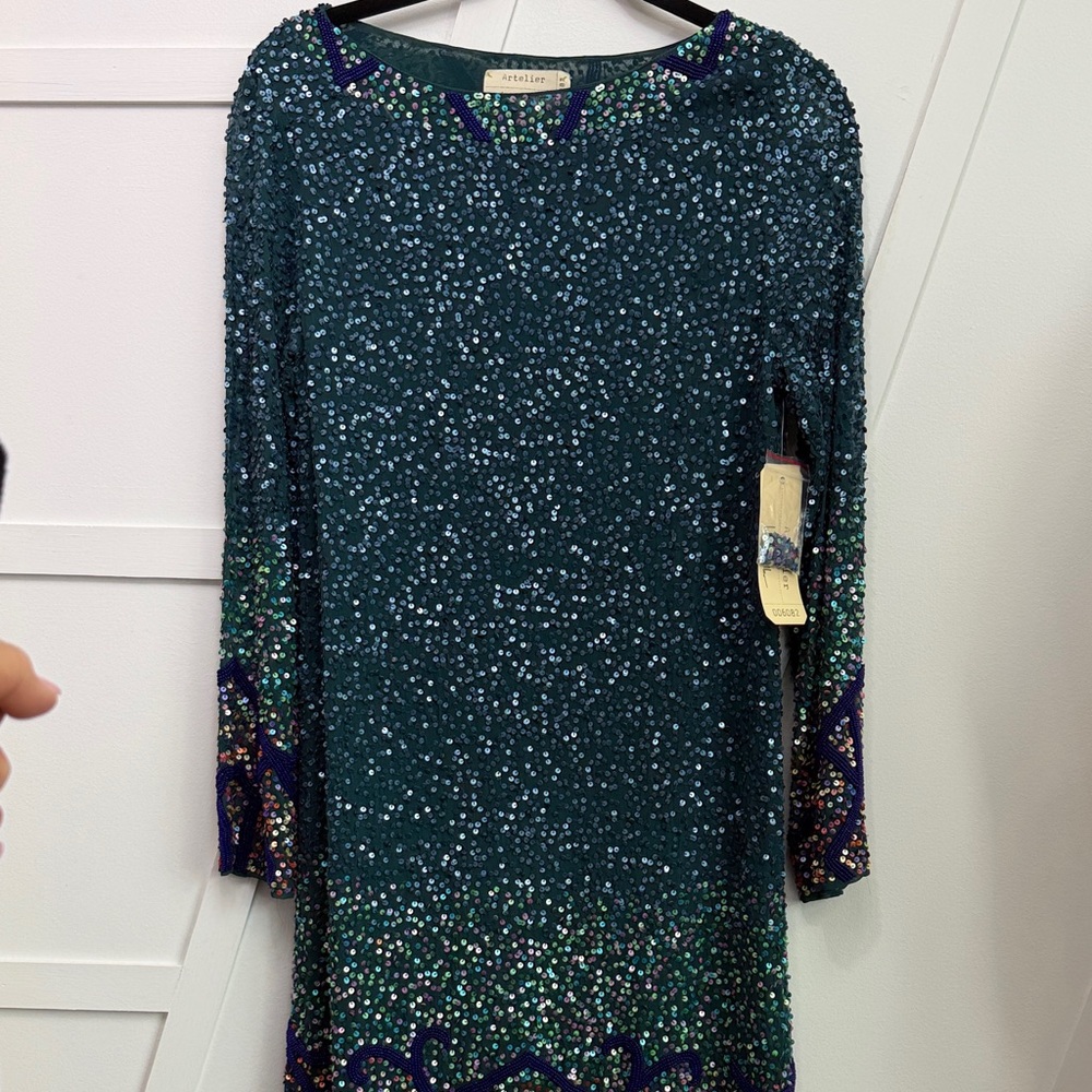 Elegant Long Sleeve Sequin Dress in Teal and Navy